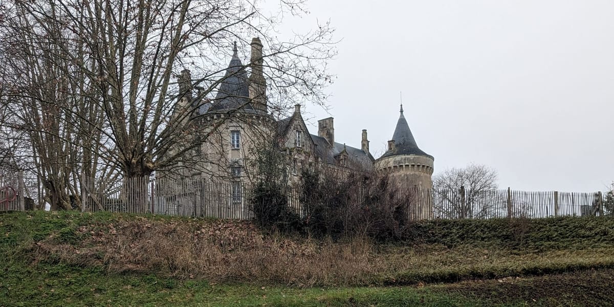 [Video] Castle of Saint-Aulaye