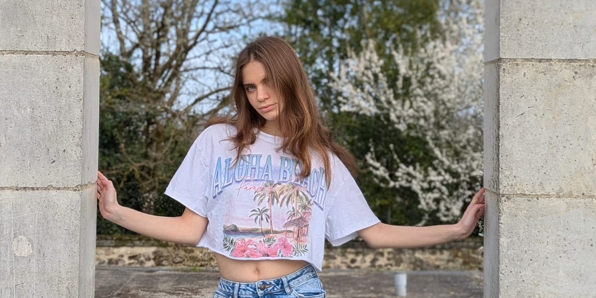It's spring and I'm showing you a beautiful place !