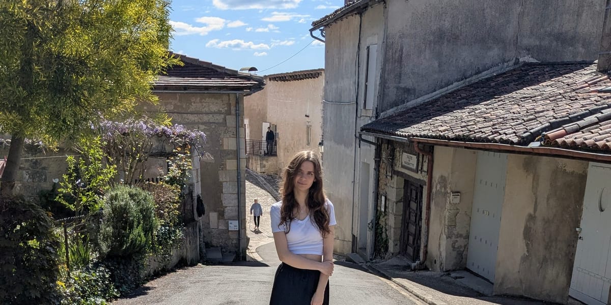 Beautiful sunshine in a beautiful village, Aubeterre-sur-Dronne