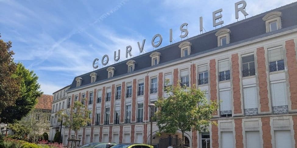 Discover Jarnac, the town of François Mitterrand and Cognac