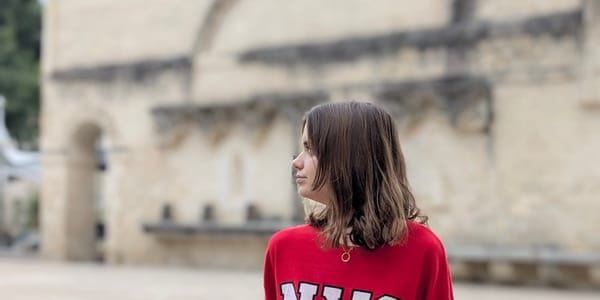 A quick tour of the Abbey of the Ladies of Saintes